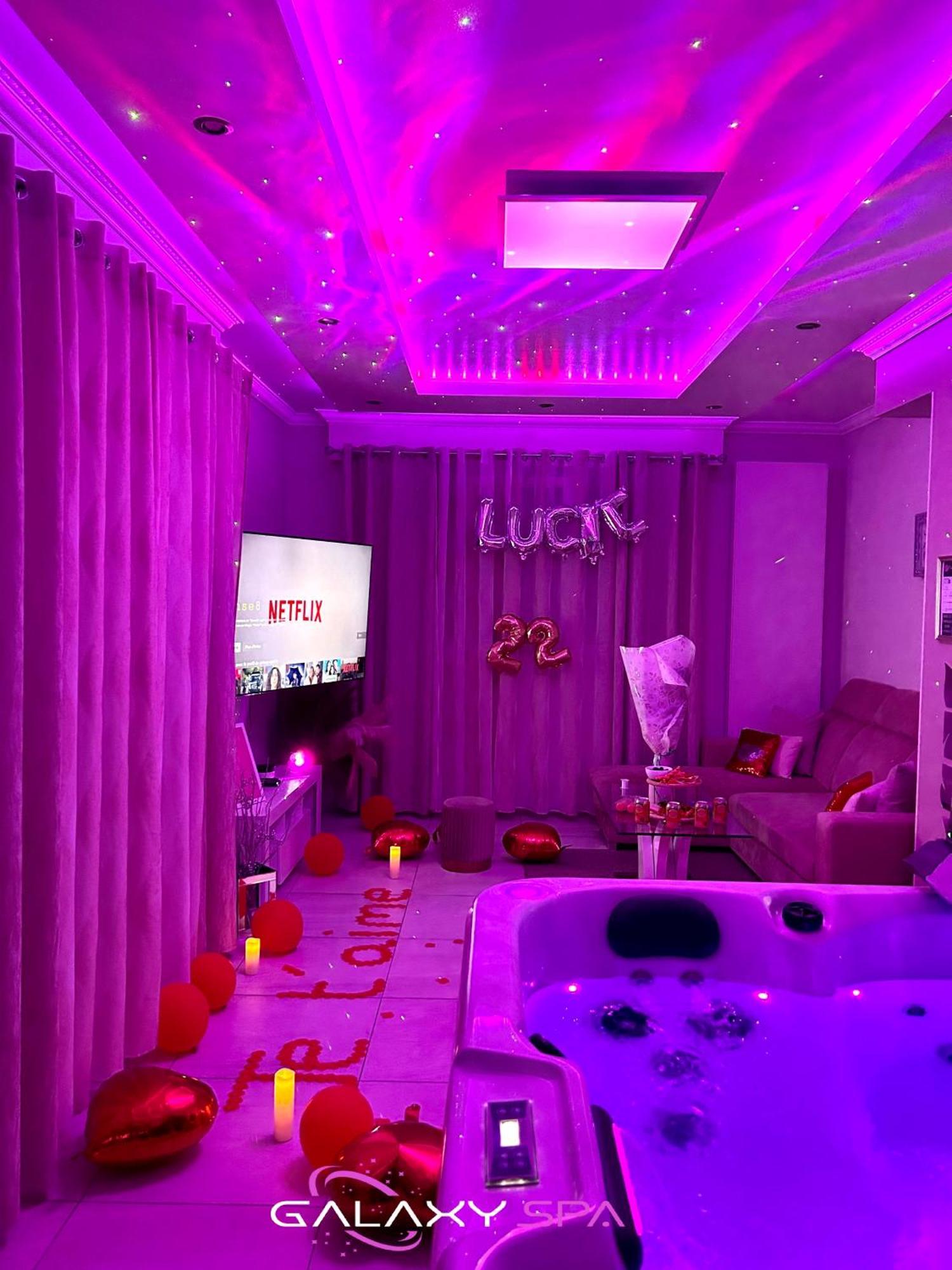 Galaxy Spa - Suite Venus Jacuzzi Et Sauna Privatif Champigneulles 외부 사진