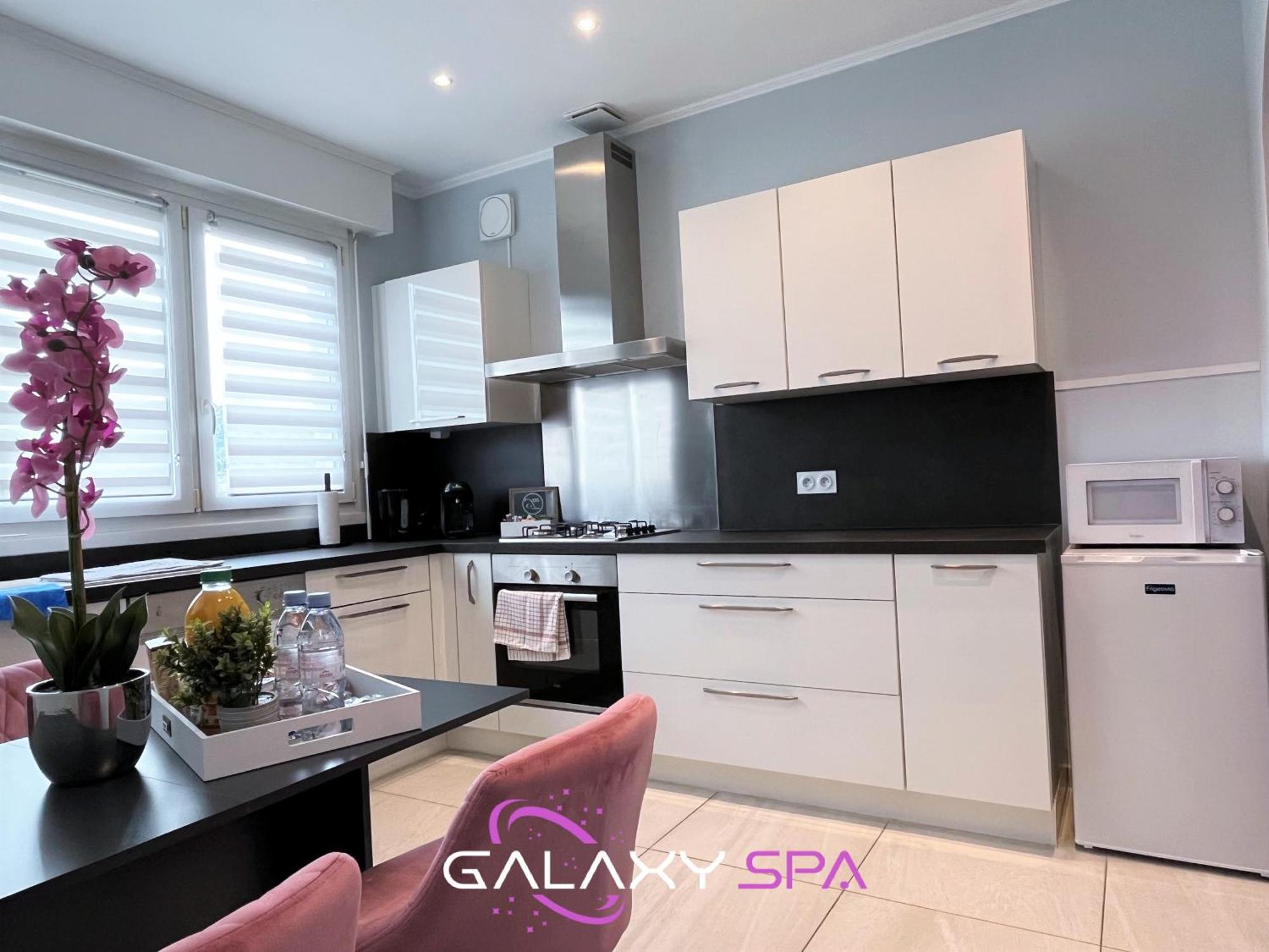 Galaxy Spa - Suite Venus Jacuzzi Et Sauna Privatif Champigneulles 외부 사진