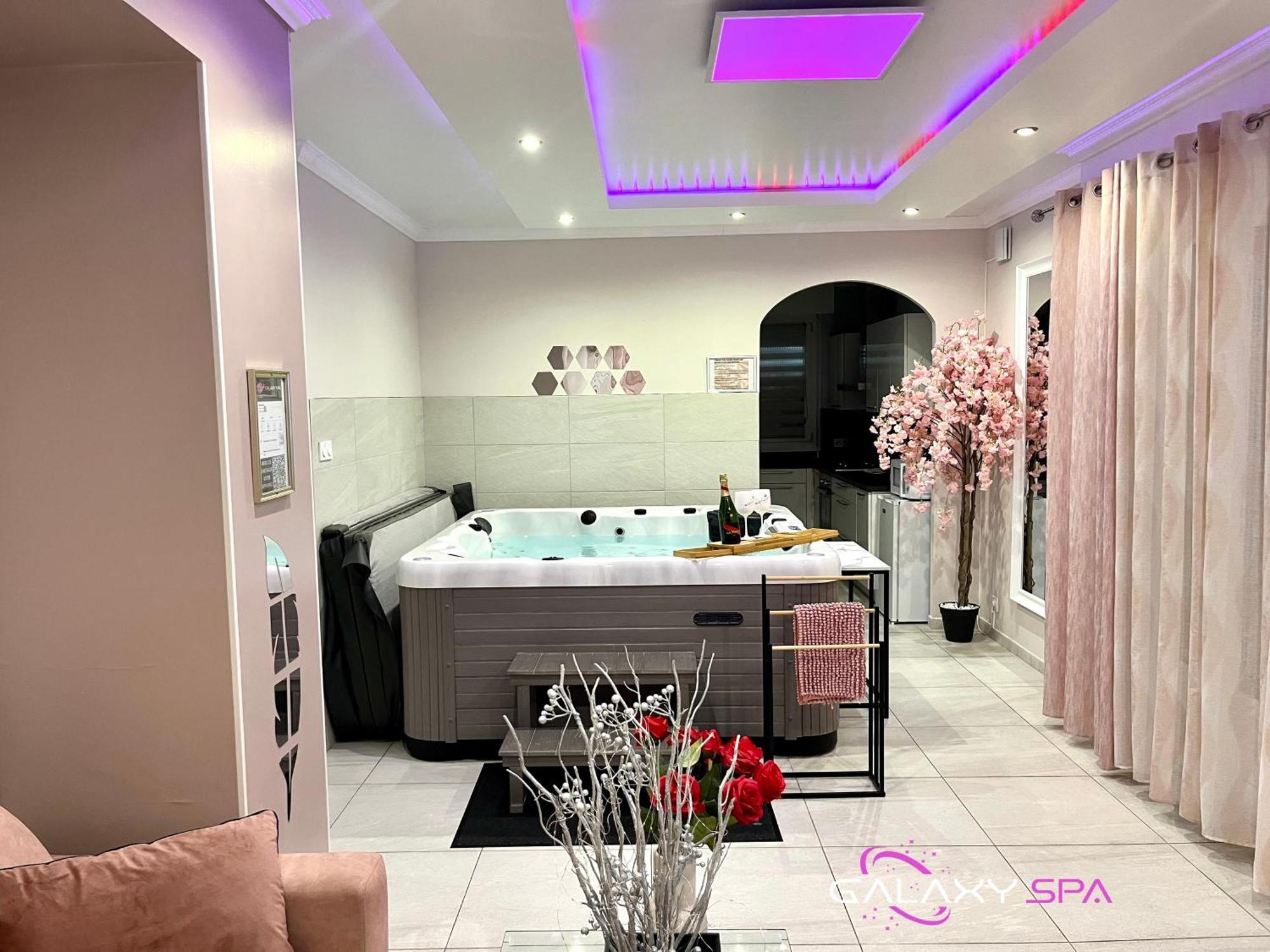 Galaxy Spa - Suite Venus Jacuzzi Et Sauna Privatif Champigneulles 외부 사진